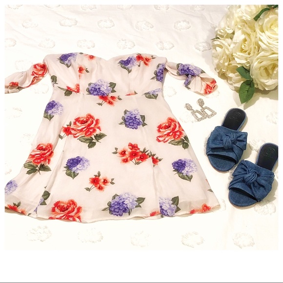 Forever 21 Dresses & Skirts - Forever 21 FLORAL OFF THE SHOULDER DRESS